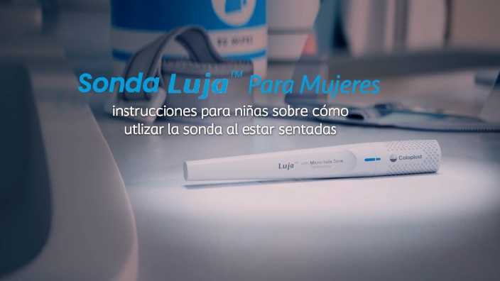 This is the how to guide for girls using Luja™ female from a wheelchair (Spanish)